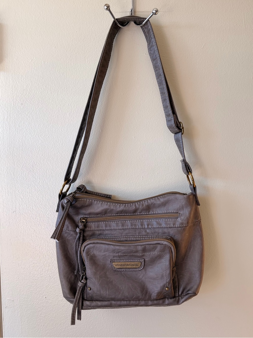 Stone Mountain USA Brown Leather Y2K Boho Slouchy Crossbody Bag